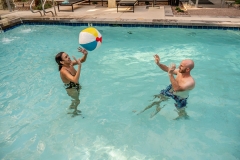 P1166512_Adults_Beach-Ball
